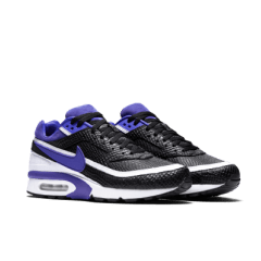Women Sports Shoes Shopping