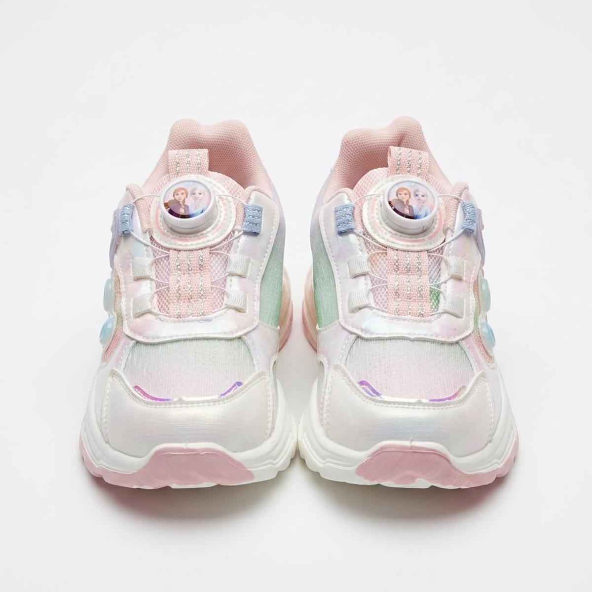 Sports Shoes W/O Lac