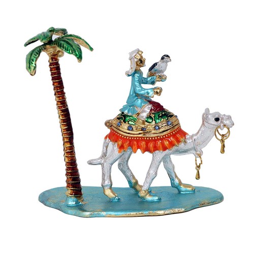 Camel Collection