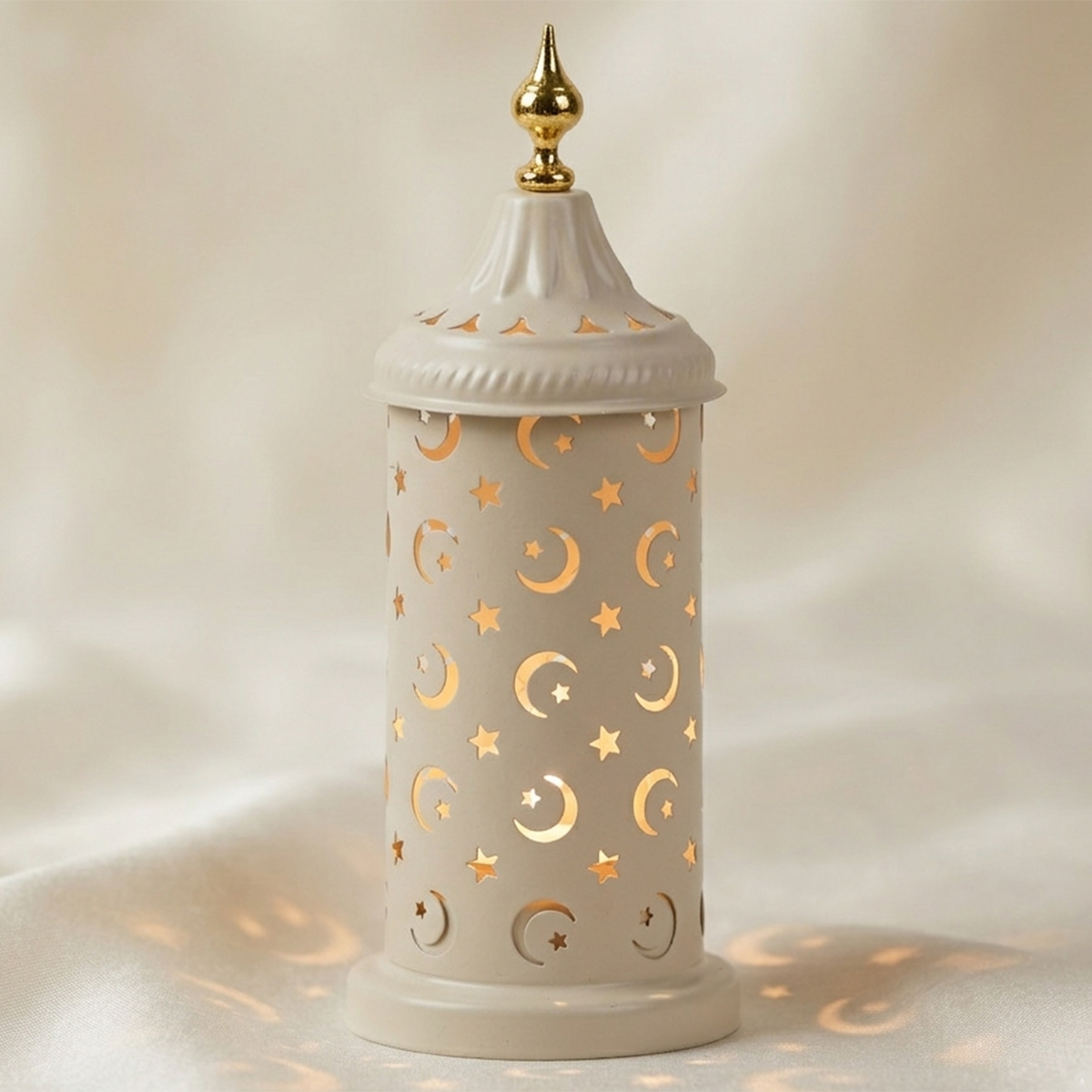 Metal Fanus With Light 7213